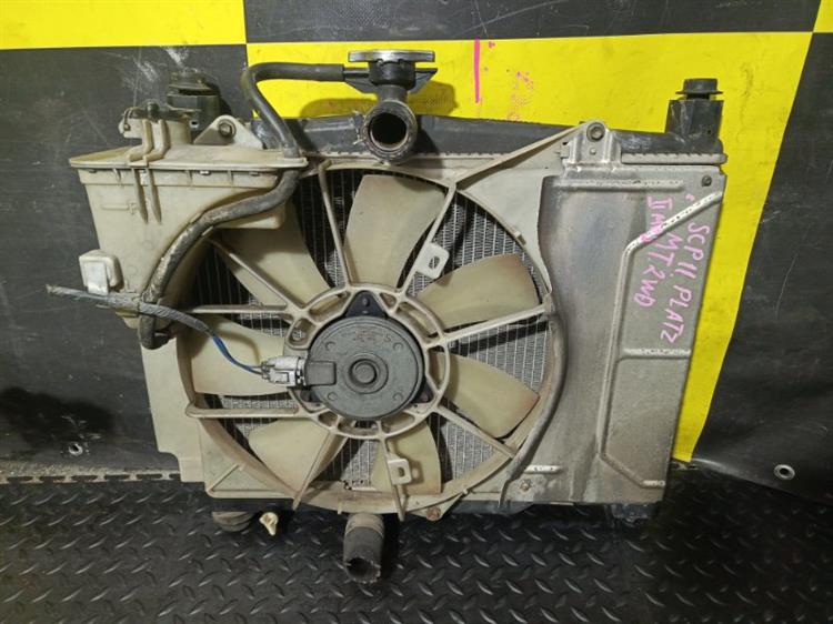 Радиатор основной Тойота Платц в Богучанах 113701