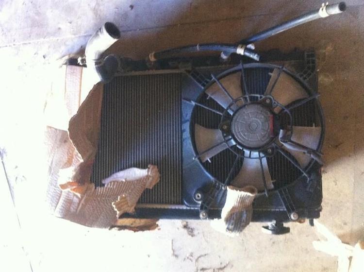 Радиатор основной Хонда Фит в Богучанах 1288