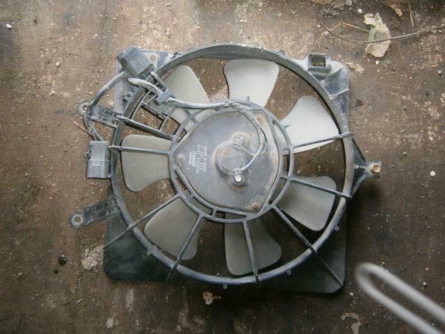 Диффузор радиатора Хонда Джаз в Богучанах 24050