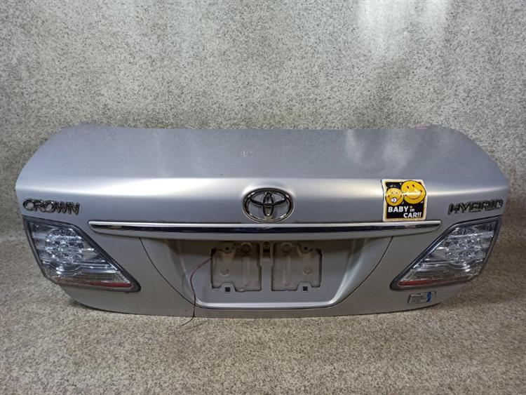 Крышка багажника Тойота Краун в Богучанах 247172