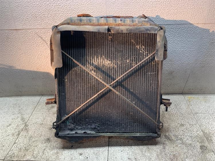 Радиатор основной Исузу Эльф в Богучанах 373356