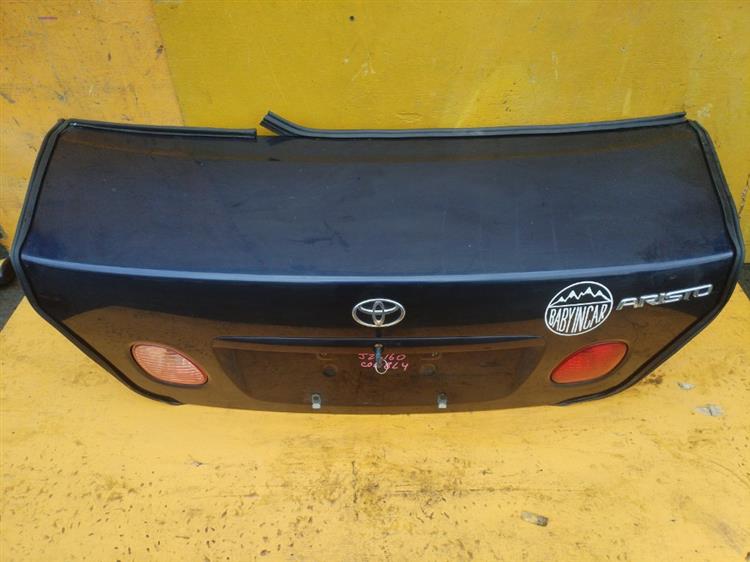 Крышка багажника Тойота Ариста в Богучанах 555331