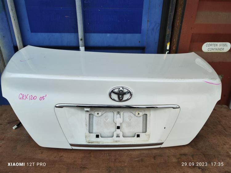 Крышка багажника Тойота Марк Х в Богучанах 651741