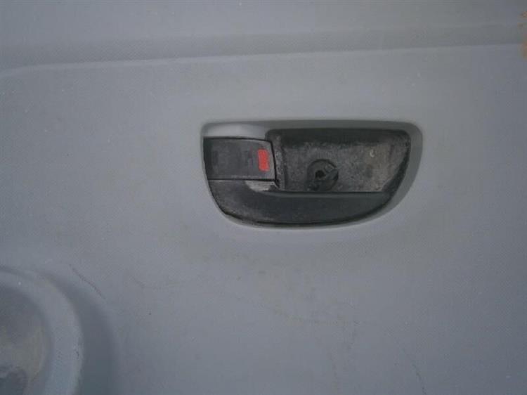 Дверь Тойота Аква в Богучанах 66088