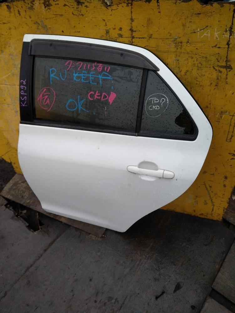 Дверь Тойота Белта в Богучанах 679161