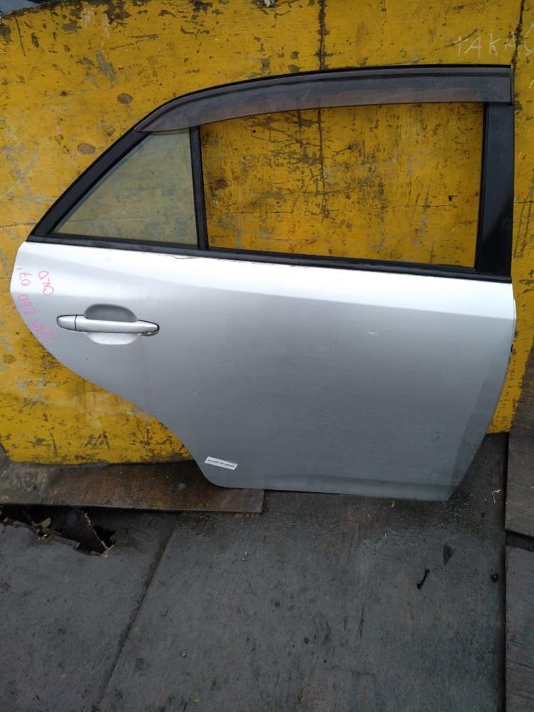 Дверь Тойота Аллион в Богучанах 679251