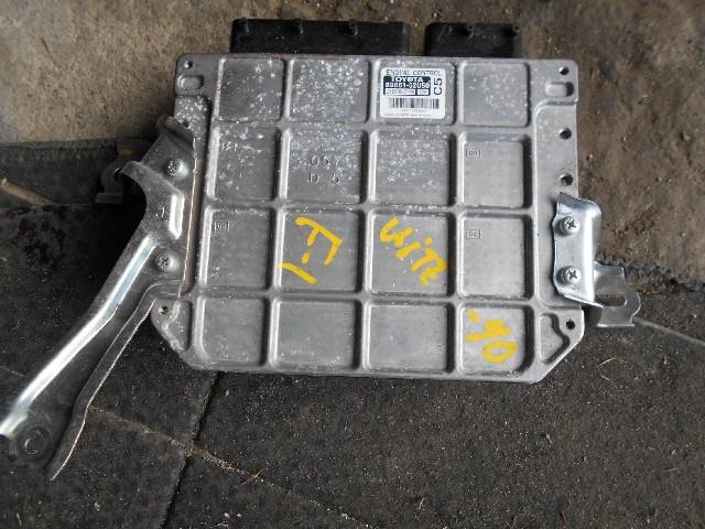 Блок управления ДВС Тойота Витц в Богучанах 695662