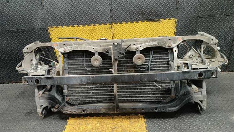 Рамка радиатора Тойота Премио в Богучанах 93867