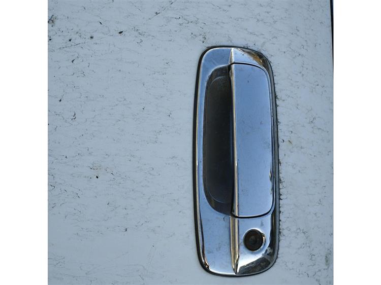 Дверь Тойота Краун в Богучанах 94144